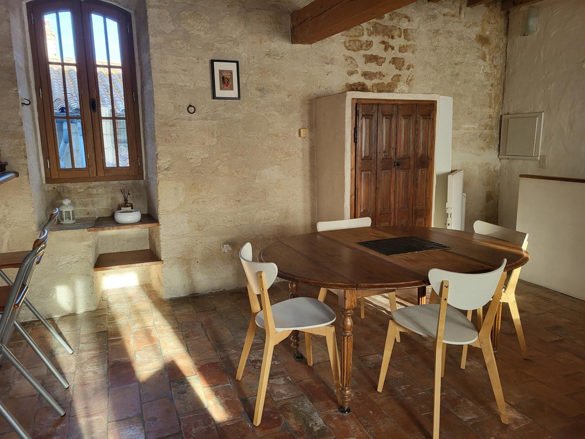 Maison Atypique Coeur De Village Historique Villeneuve-les-Avignon Exterior photo