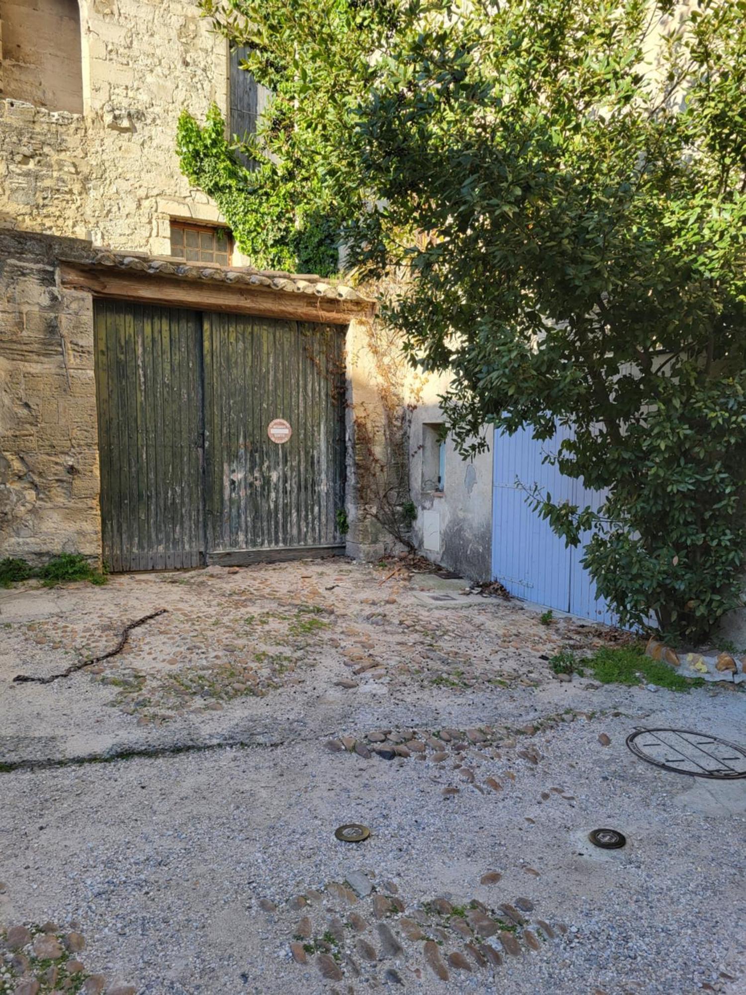 Maison Atypique Coeur De Village Historique Villeneuve-les-Avignon Exterior photo